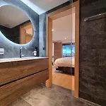 Riverside 3rd Floor North Апартаменти *